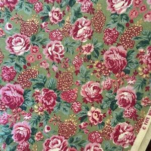 Faye Burgos for Marcus Brothers Textiles Vintage Floral Flannel Fabric